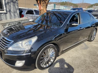 Hyundai Equus