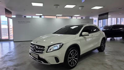 Mercedes-Benz GLA-Class