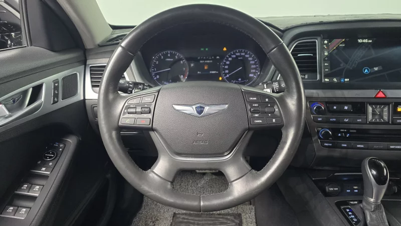 Hyundai Genesis