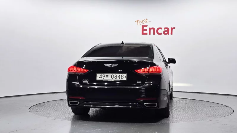 Hyundai Genesis