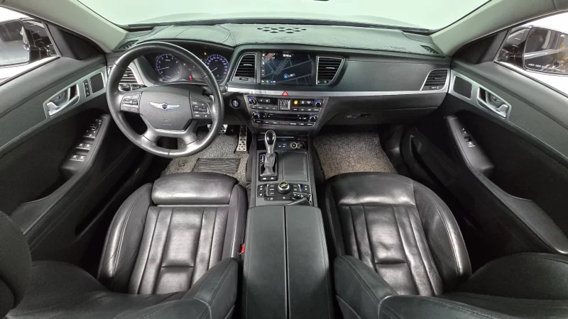 Hyundai Genesis