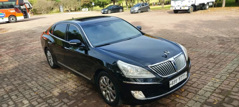Hyundai Equus
