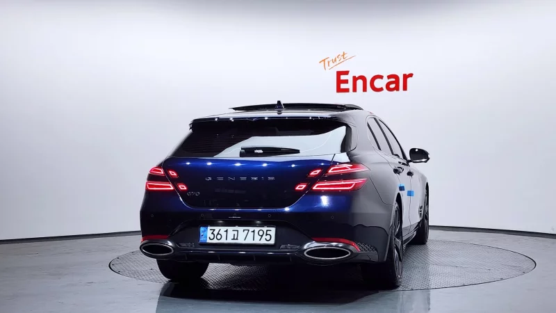 Genesis G70