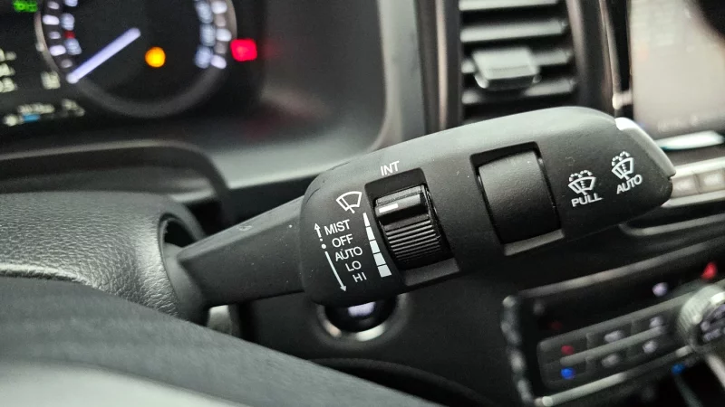 SsangYong Rexton Sports Khan