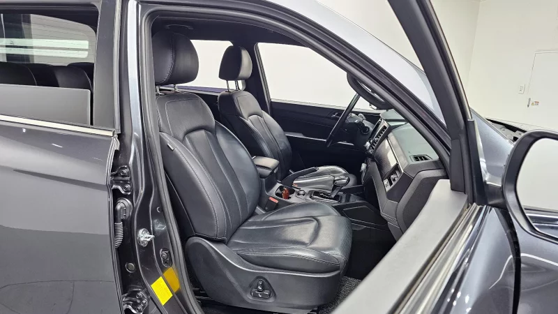 SsangYong Rexton Sports Khan