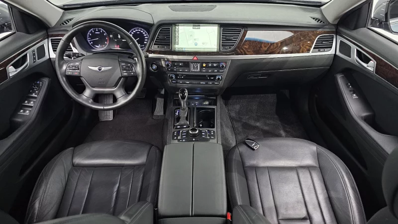 Hyundai Genesis