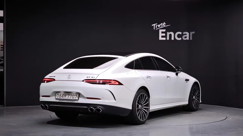 Mercedes-Benz AMG GT