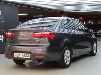 Kia pride