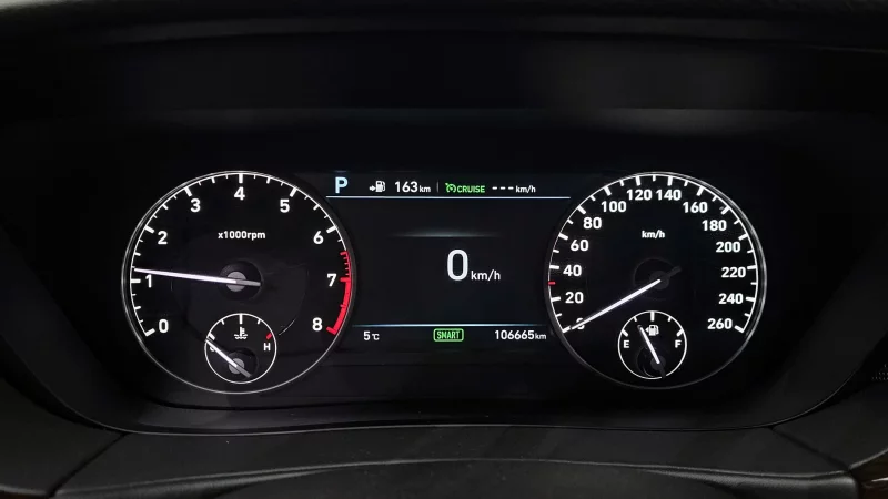 Genesis EQ900