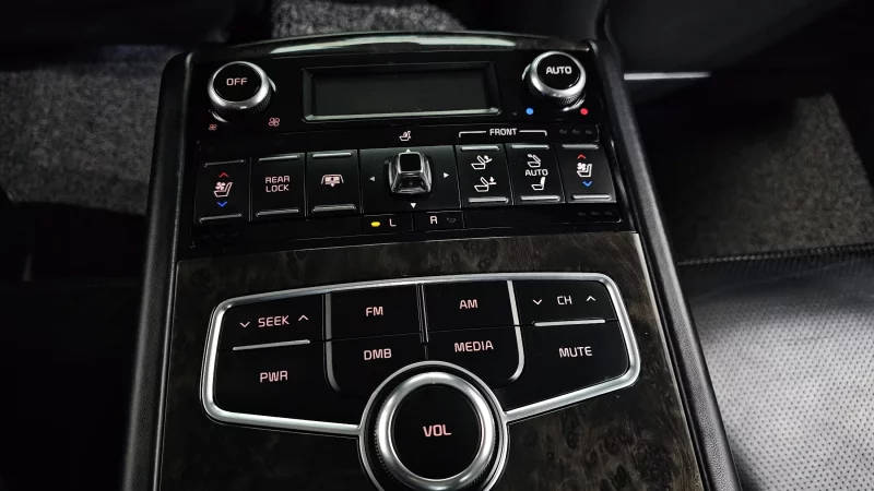 Kia K9