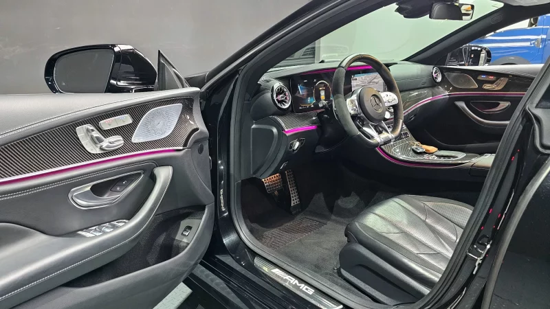 Mercedes-Benz CLS-Class