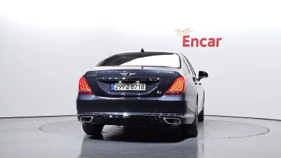 Genesis EQ900