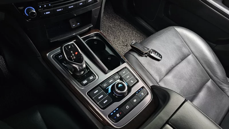 Hyundai Equus