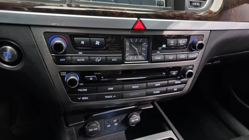 Hyundai Genesis