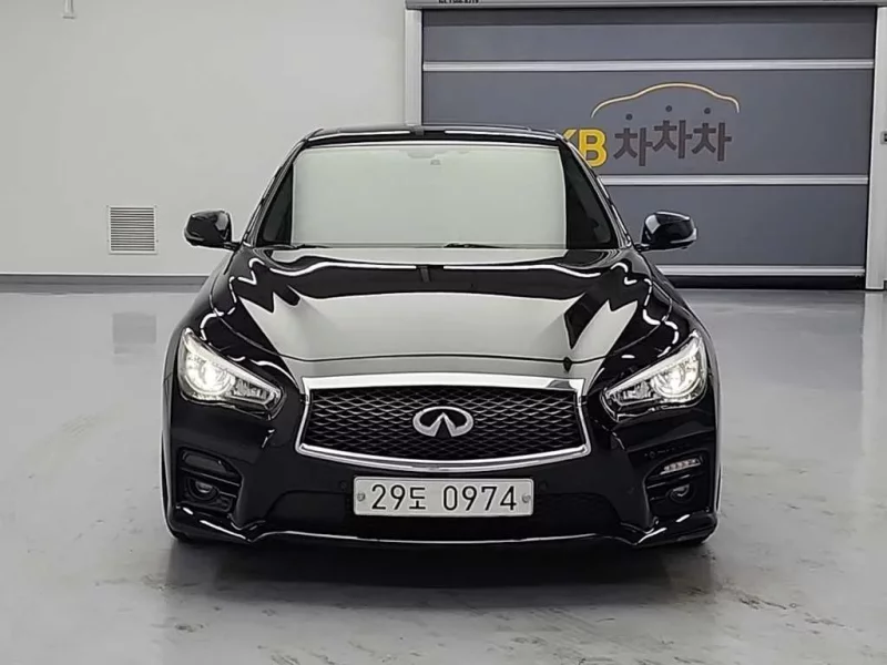 Infiniti Q50