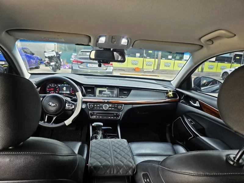 Kia K7