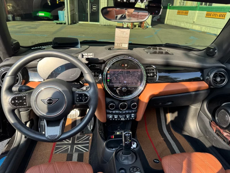 MINI Cooper Convertible