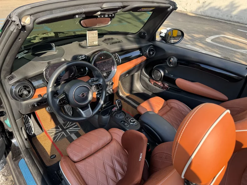 MINI Cooper Convertible