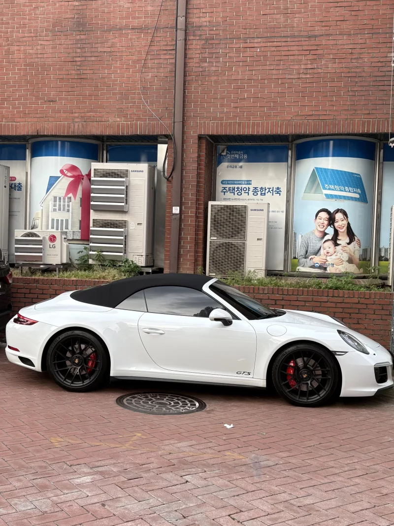 Porsche 911