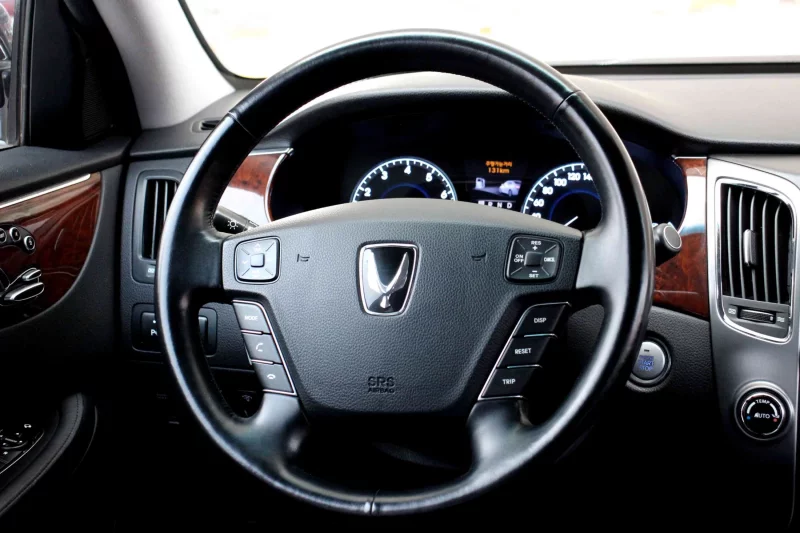 Hyundai Equus