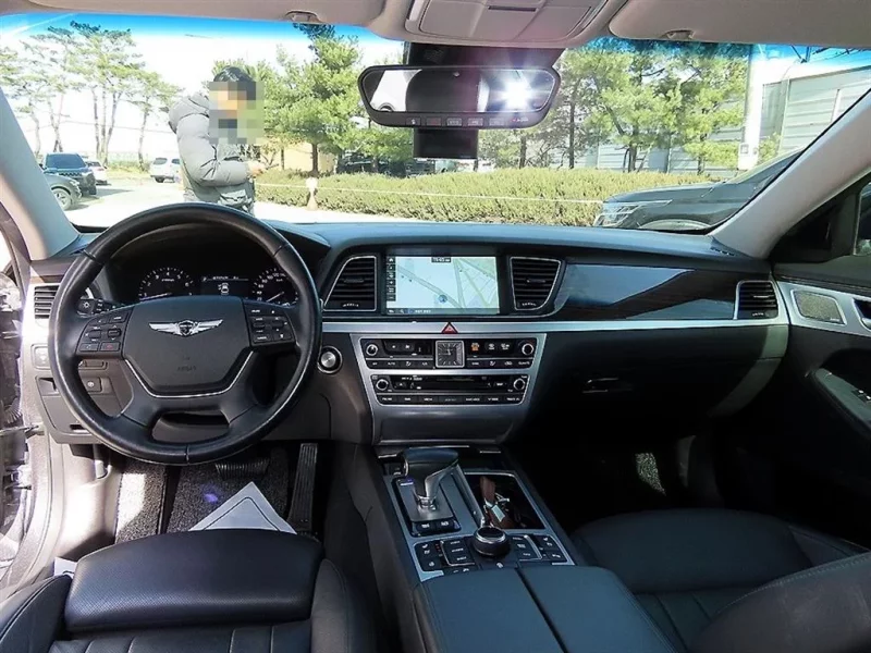Genesis G80
