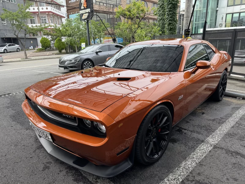 Dodge CHALLENGER