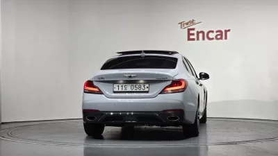 Genesis G70