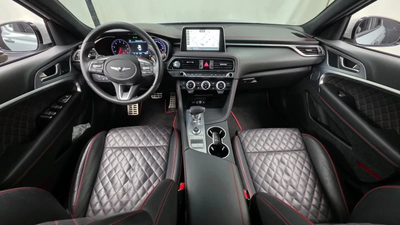 Genesis G70