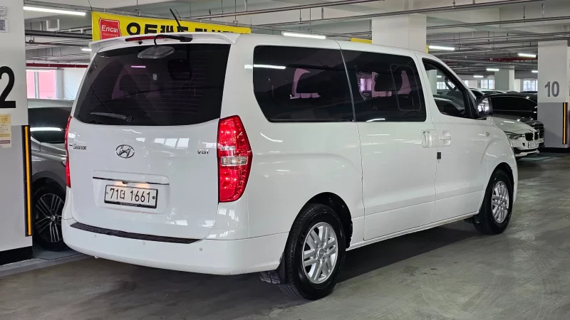 Hyundai Grand Starex