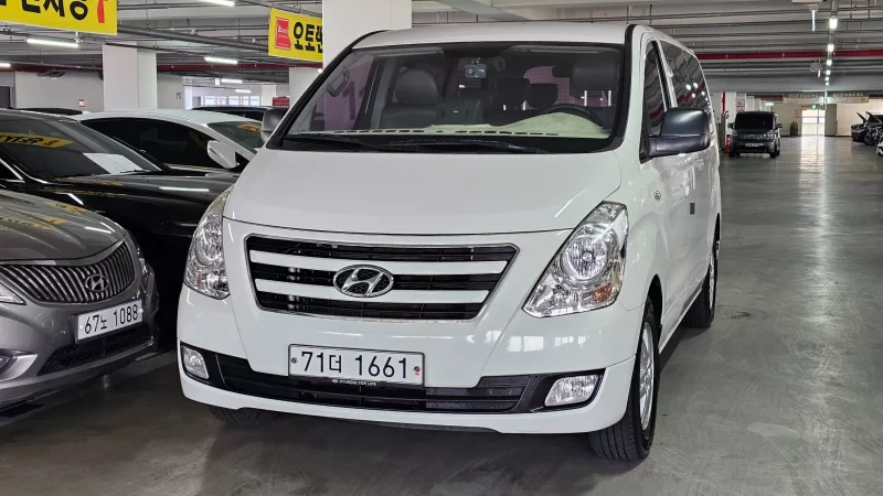 Hyundai Grand Starex