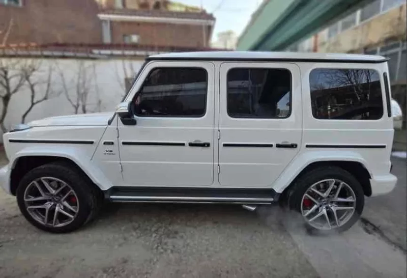 Mercedes-Benz G-Class