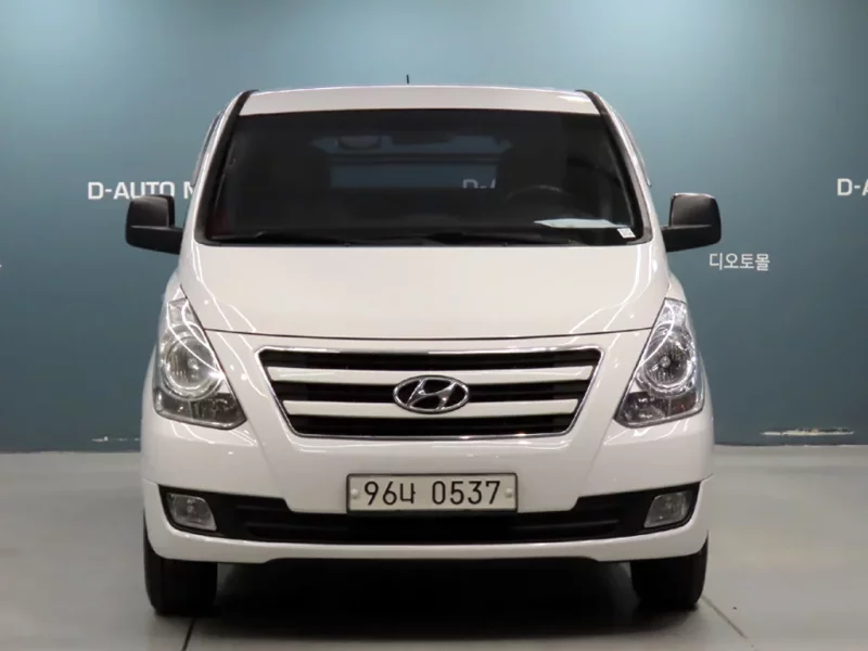Hyundai Grand Starex