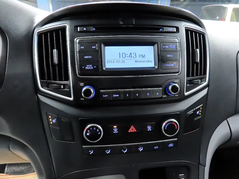 Hyundai Grand Starex