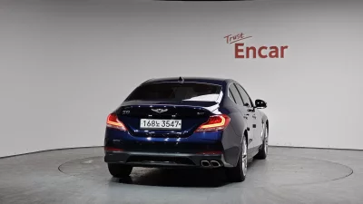 Genesis G70