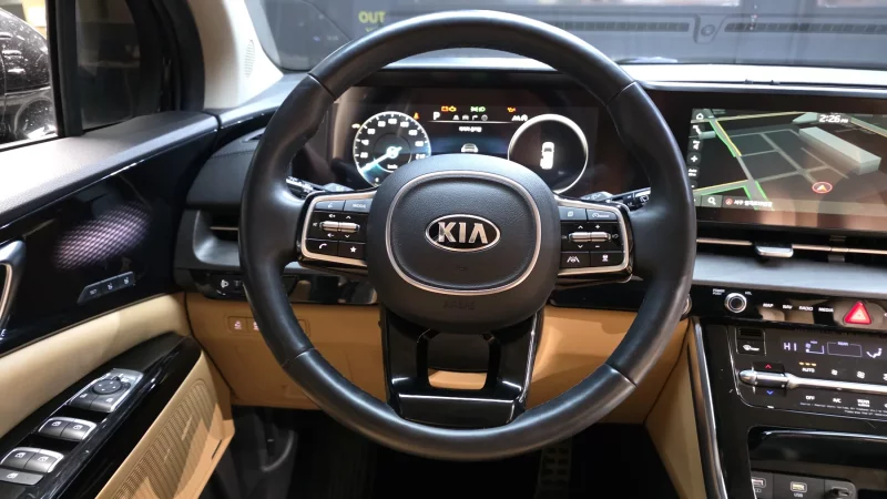 Kia Carnival