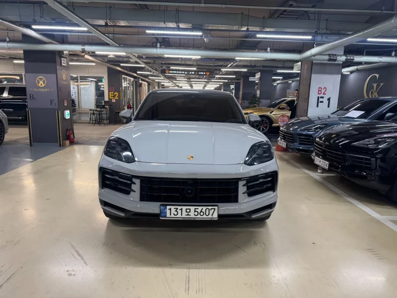 Porsche CAYENNE