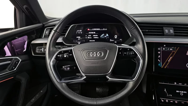 Audi e-tron