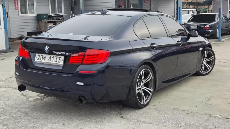 BMW 5-Series