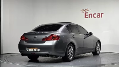 Infiniti G37