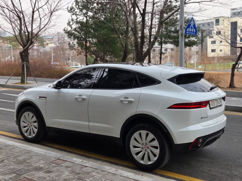 Jaguar E-PACE