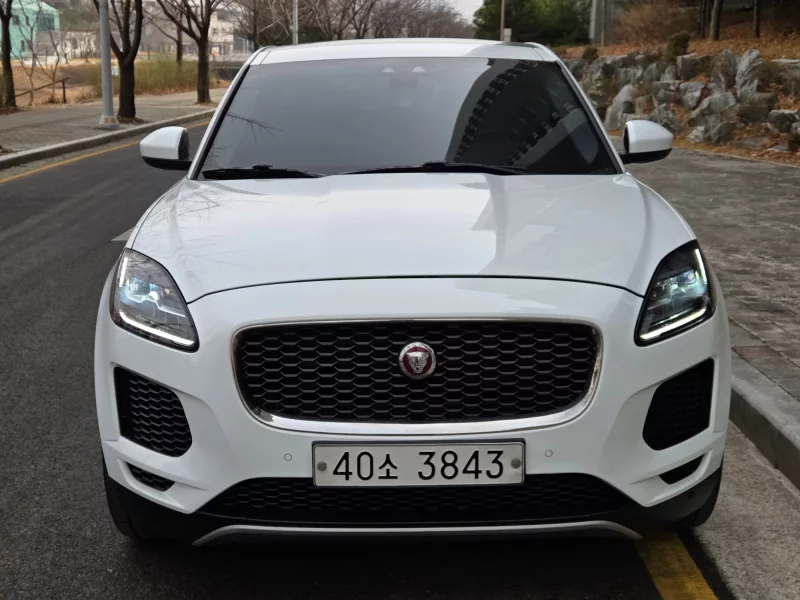 Jaguar E-PACE