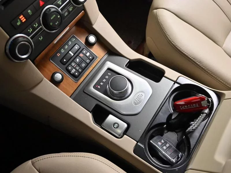 Land Rover DISCOVERY