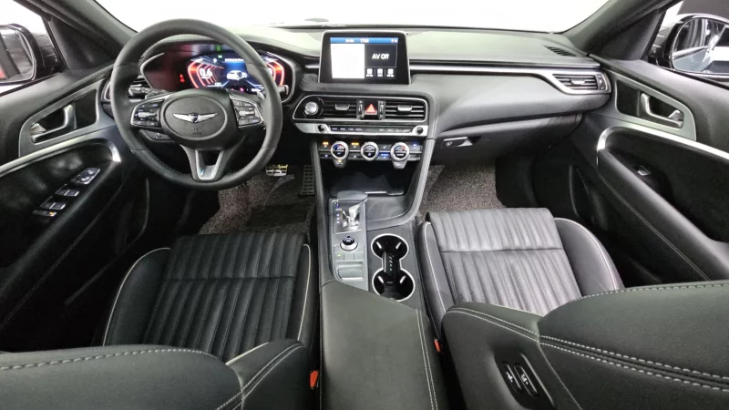 Genesis G70