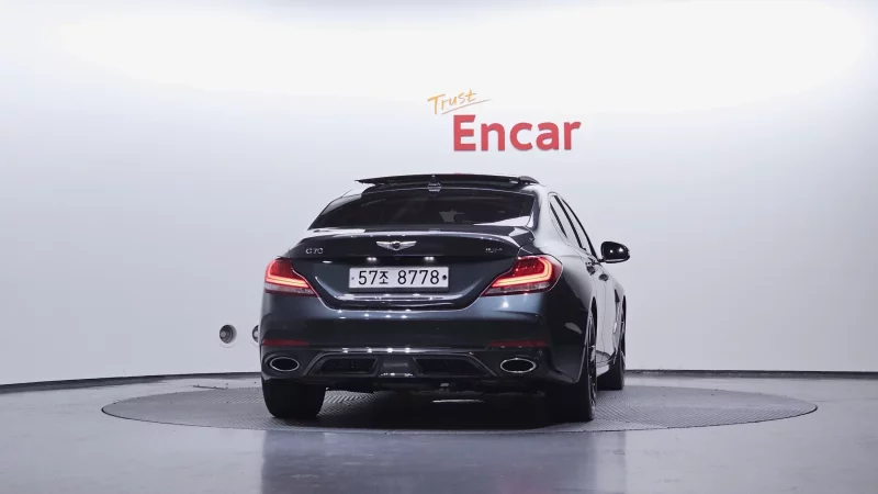 Genesis G70