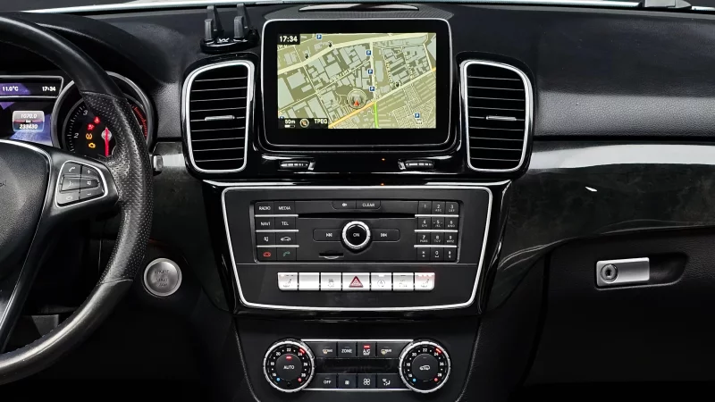 Mercedes-Benz GLE-Class