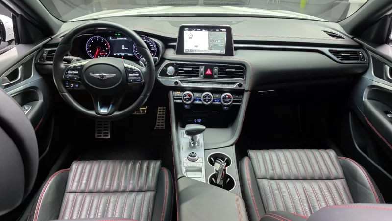 Genesis G70