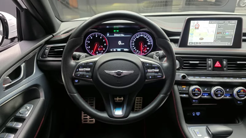 Genesis G70