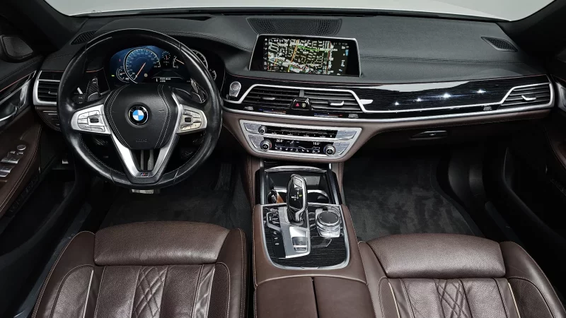 BMW 7-Series