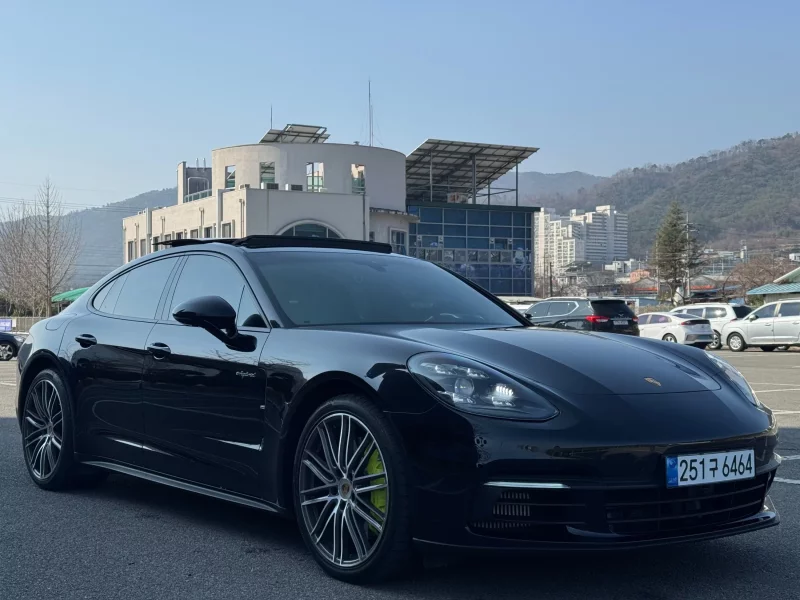 Porsche PANAMERA