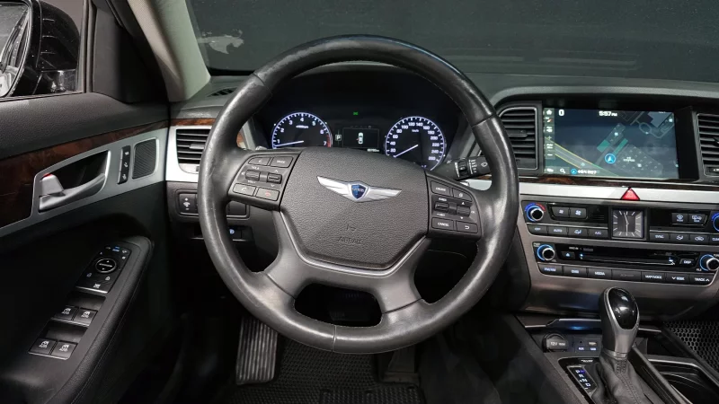 Hyundai Genesis